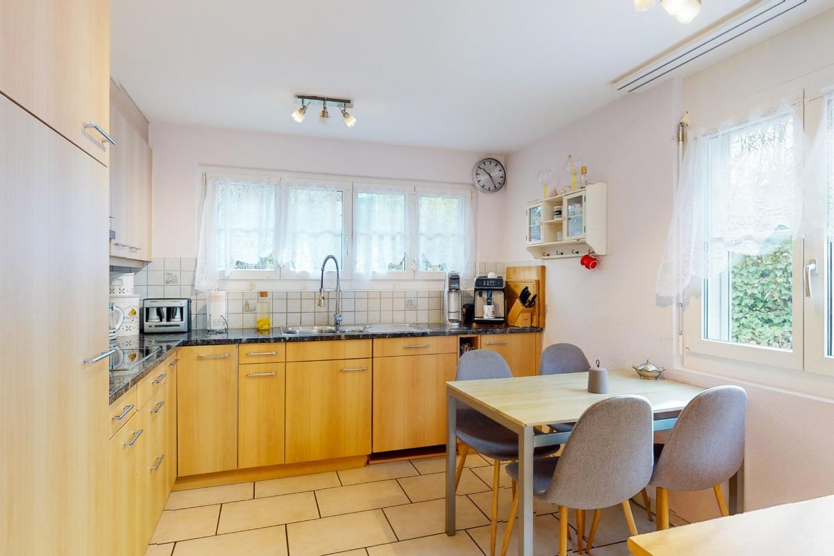 5.5 Zimmer Doppelhaushälfte in Höri - Bild 12