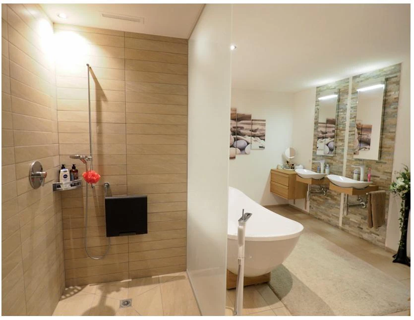 4.5-Zimmer Gartenwohnung mit Pool - Bild 7