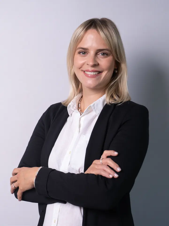 Jasmine Waser – HR