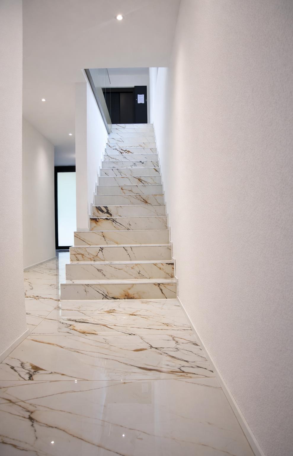 5.5 Terassenhaus mit Holiday-Feeling in Brugg - Bild 11